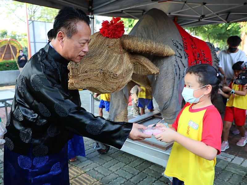 嘉義縣教師節祀禮祭孔大典　翁章梁擔任正獻官