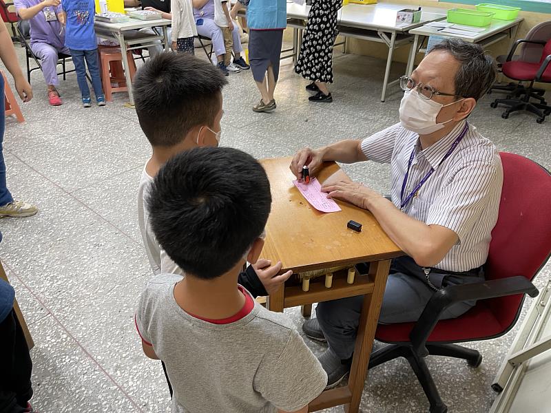 到校接種疫服務及施打情形(資料照)