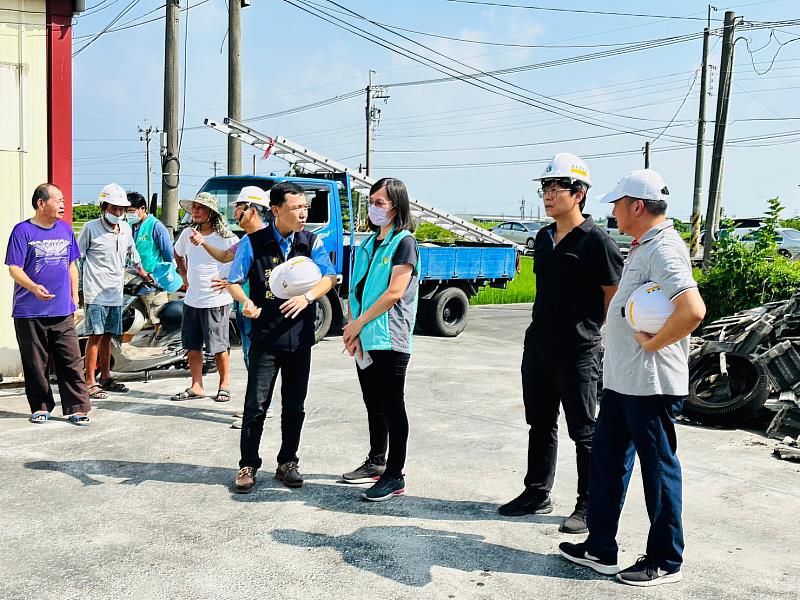 弱勢家庭逢雨漏水無力修繕  嘉義縣百工修繕利他協會無償提供協助-3