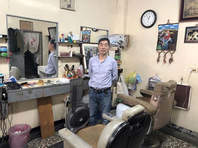 巴黎理髮店劉老闆