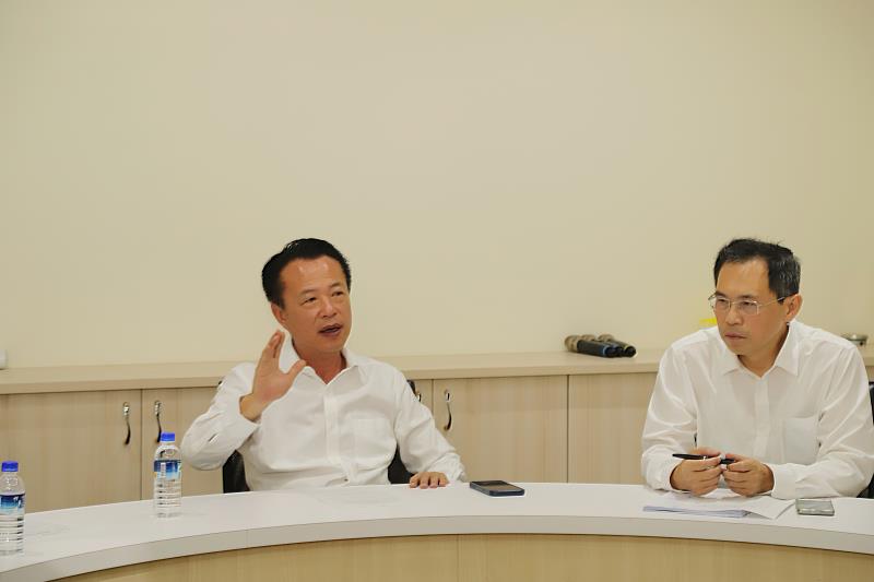 小犬颱風「有風無雨」鹽塵害致停電 翁縣長召開檢討會，台電力拚復電