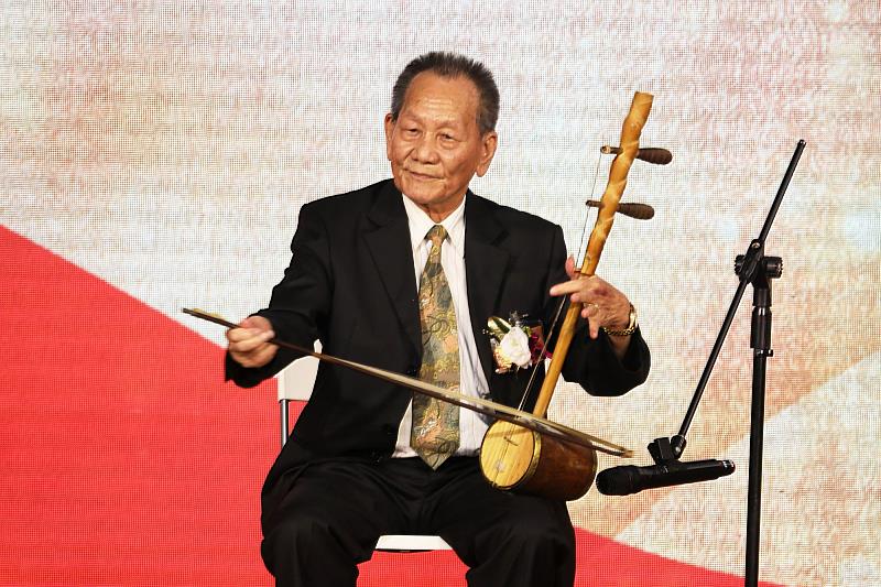 林竹岸藝師2019年於重要傳統藝術保存者授證典禮演出。（文化部文資局提供）