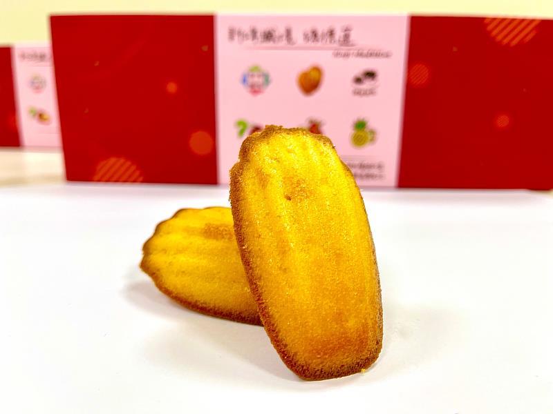 水果口味的瑪德蓮，入口散發果香。
