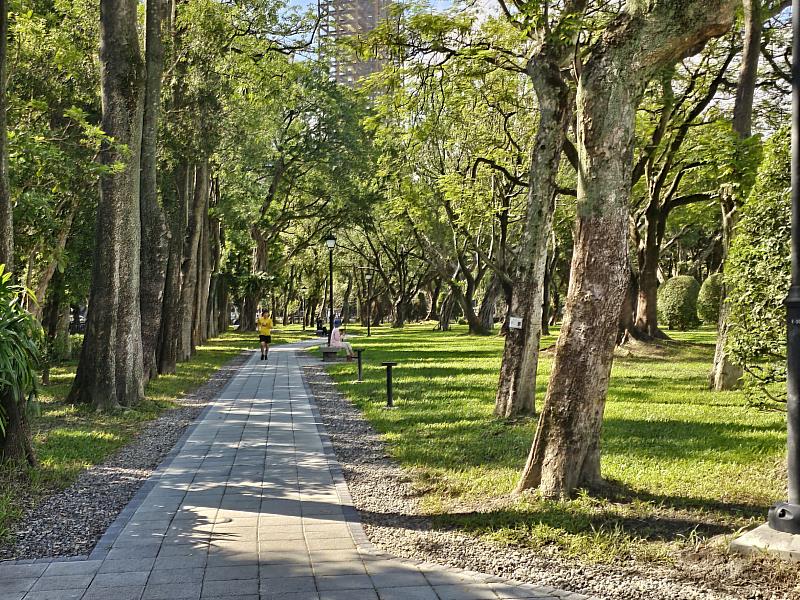 國父紀念館中山文化園區東側步道
