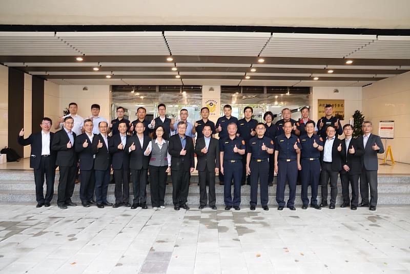 警大校長率團參訪新北警局 交流智慧警政及科技偵查。