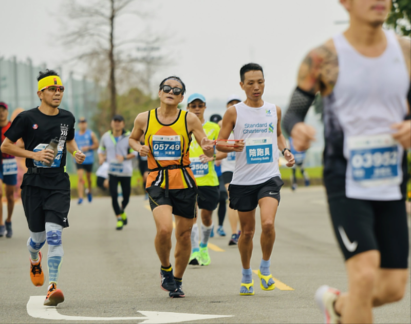 知名視障馬拉松跑者洪國展希望透過運動讓更多人看見視障朋友的努力與機會