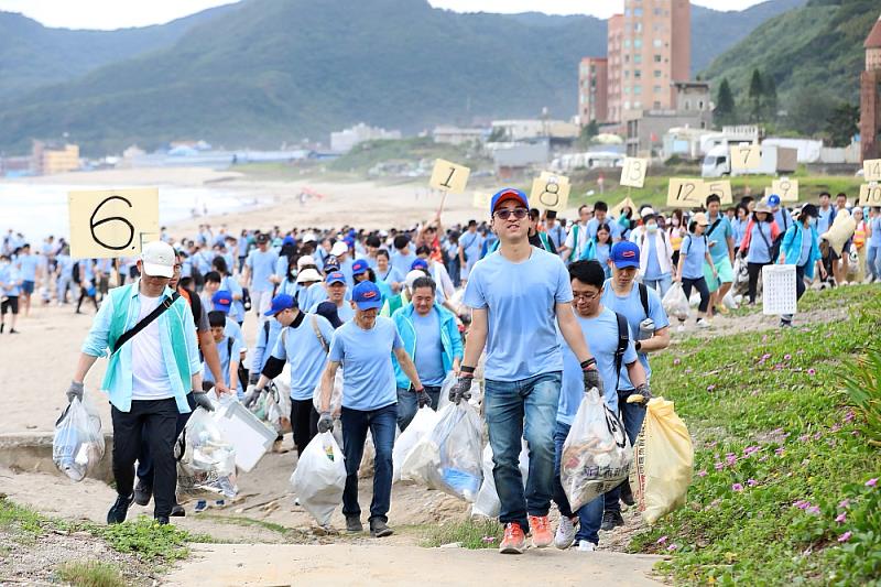 南山人壽深耕台灣60年，不只守護民眾的健康，更守護地球的健康，今年連續第12年發起「守護海洋行動」。