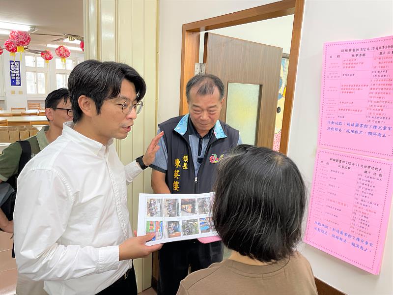 圖4 客委會周副主委期許各鄉鎮首長針對優化現況建立共識，創造及深化圖書館融入推廣客語及客家文化活動的空間。