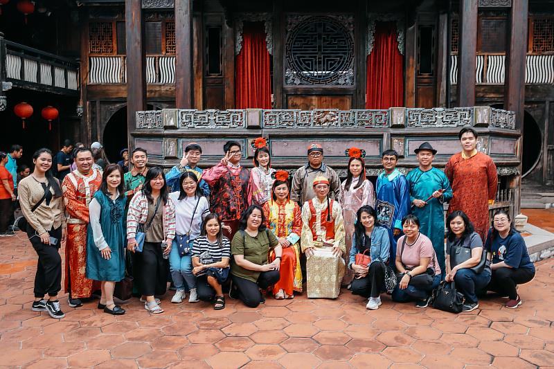 圖說:印尼旅遊業者踩線感受霧峰林家宮保第古蹟之美與古裝體驗