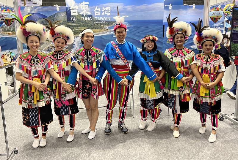 臺東縣府率團赴日參加旅遊博覽會 宣傳山海人文之美 旅展期間天天送熱氣球搭乘券