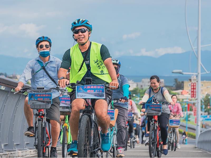 Bike Tour 35用單車以低碳旅遊方式認識大鵬灣