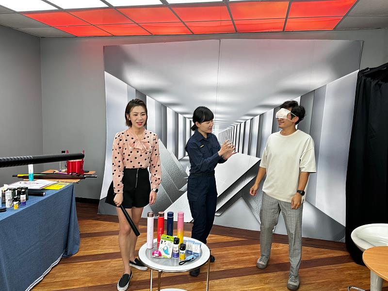 新北警婦幼隊結合momo購物台破解網路購物詐騙。