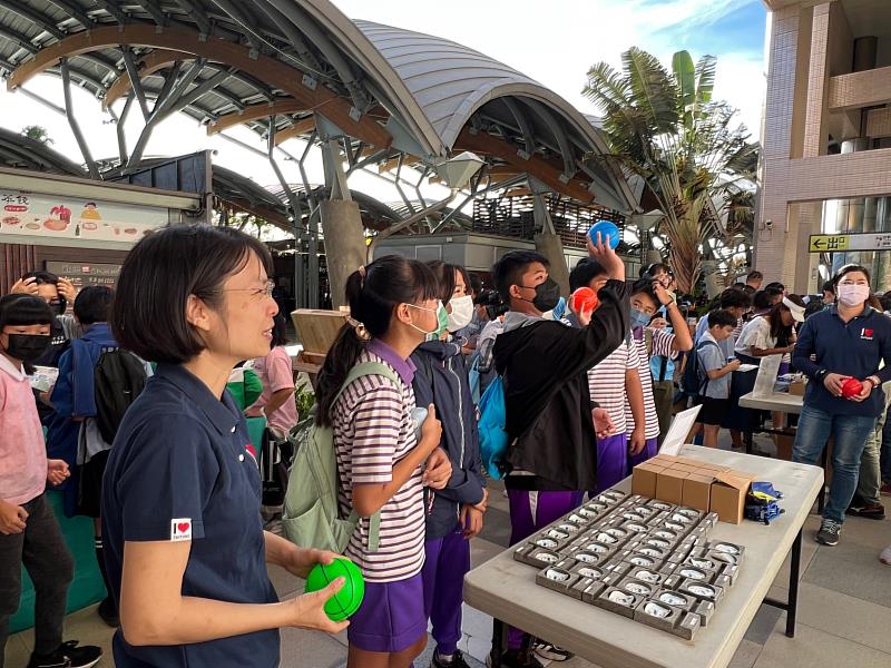 臺東縣環保局結合科普列車辦理環境及誠信教育宣導