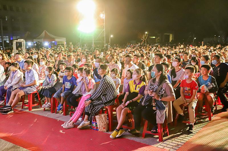 風神寶寶劇團演中秋傳說  府前廣場上演生動台語劇場-3