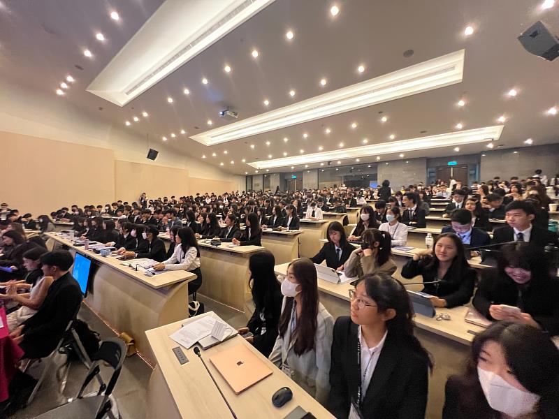 活動超過來自30所全國高中職校超過300名學生共同參與，擔任代言人與講師的李四端和前大使朱玉鳳（前外交部常務次長）也成本次活動的焦點。