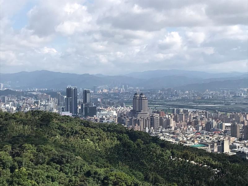 台北市今年前三季拆除1650戶，已經是其他五都的總和。