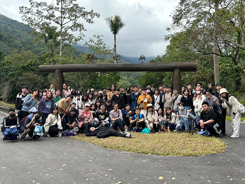 林田山林業文化園區全體大合照。