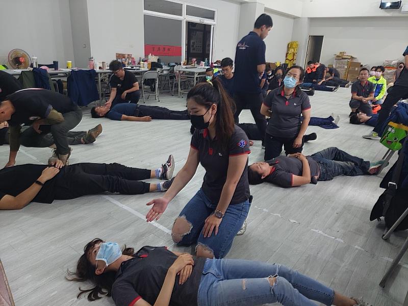 台東中級救護技術員訓練結訓 43名學員全數通過