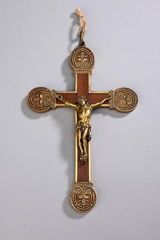 巧奪天工的18世紀「天主教十字架」。（圖由世界宗教博物館提供）