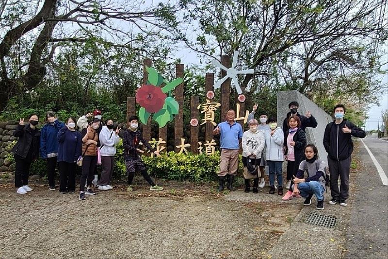 圖／中華大學透過與鄰近茶花園合作，推出茶花小旅行，鼓勵民眾瘋國旅，同時促進地方發展