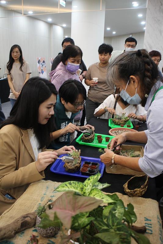 勞動大學與職業訓練聯合成果展 打造接軌產業、順應市場的優質職訓