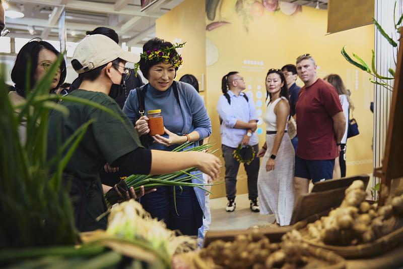 臺東「尚親」慢農食材今明快閃臺北華山 饒慶鈴：臺東SLOW SUPER慢出新可能