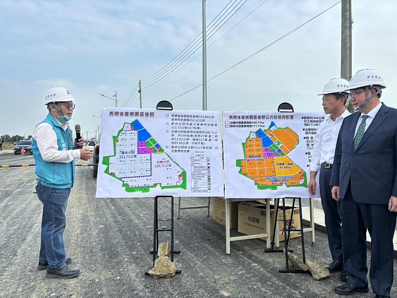 行政院副院長鄭文燦視察馬稠後園區 期望發展半導體園中園-4