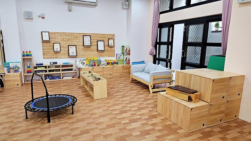 設計融入在地特色 嘉蘭國小新建幼兒園今落成啟用 饒慶鈴:提升偏鄉幼兒教育環境