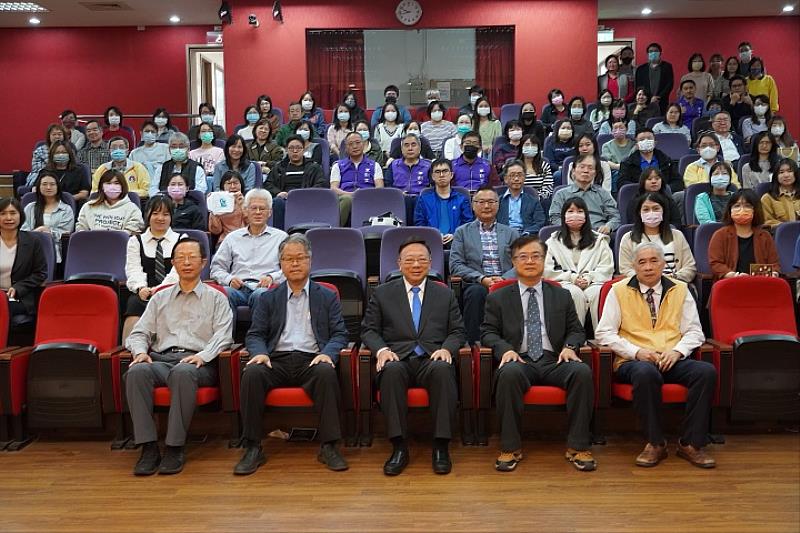 圖／中華大學身為距離竹科最近的大學，配合教育部第二期高教深耕計畫，推動「深耕園區、永續發展」的目標，培育每個學院的學生成為竹科所需人才。