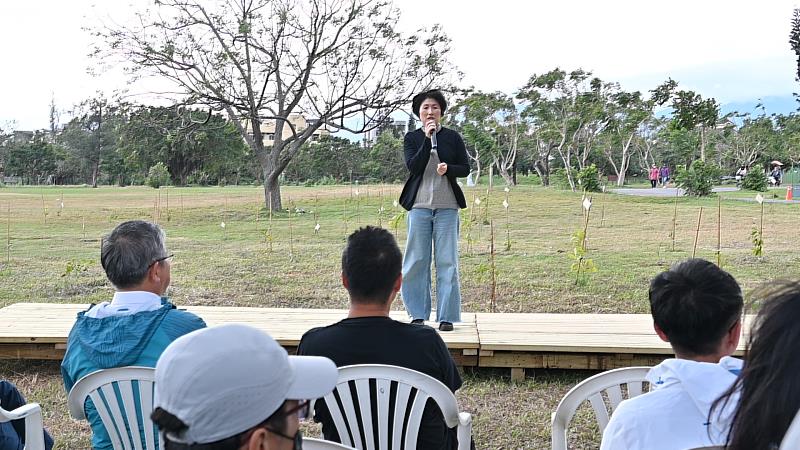 臺東森林公園《林中懸亭》國產材創意應用與教育共創今發表 饒慶鈴：展現自然與藝術的創新交織