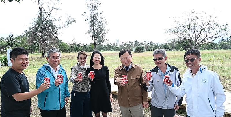 臺東森林公園《林中懸亭》國產材創意應用與教育共創今發表 饒慶鈴：展現自然與藝術的創新交織