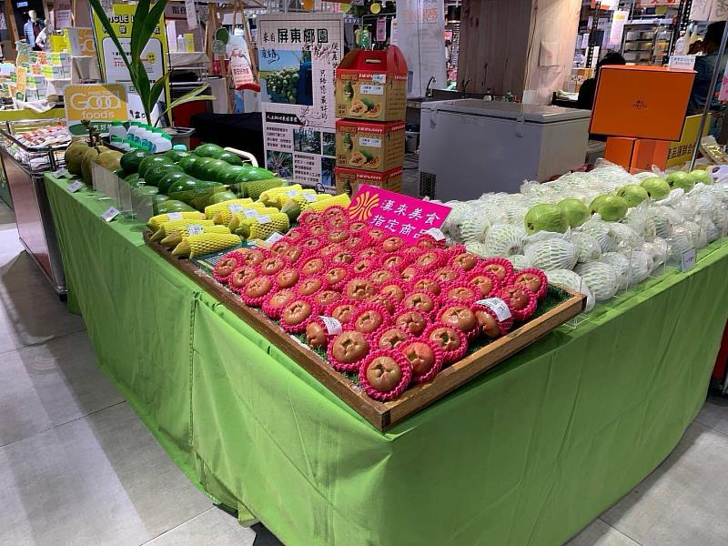 希望廣場屏東週 蓮霧紅~蜜棗綠~給你聖誕甜蜜蜜