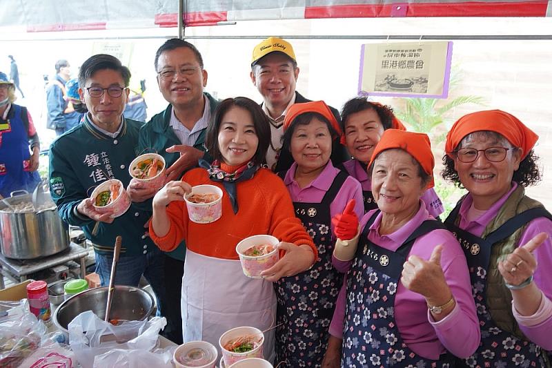 縣長周春米表示，屏東縣擁有獨特且多樣的飯湯文化_0m.jpg