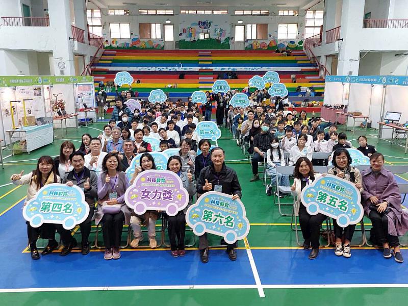 新竹市虎林科技中心承辦的112學年度「生活科技競賽-資訊科技組」於12月19日圓滿落幕。