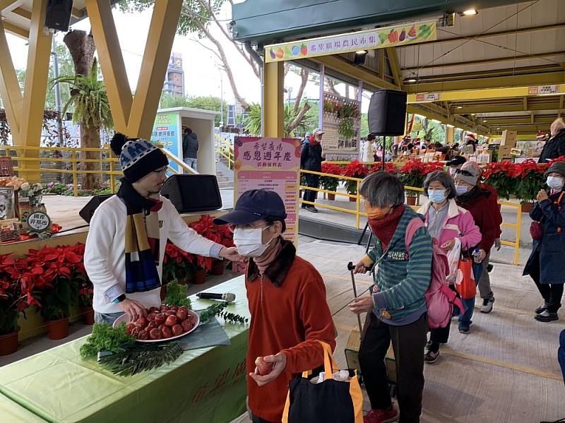 屏東縣政府及屏東縣農會在台北希望廣場辦理蓮霧、蜜棗暨農產品展售行銷活動2_0.jpg