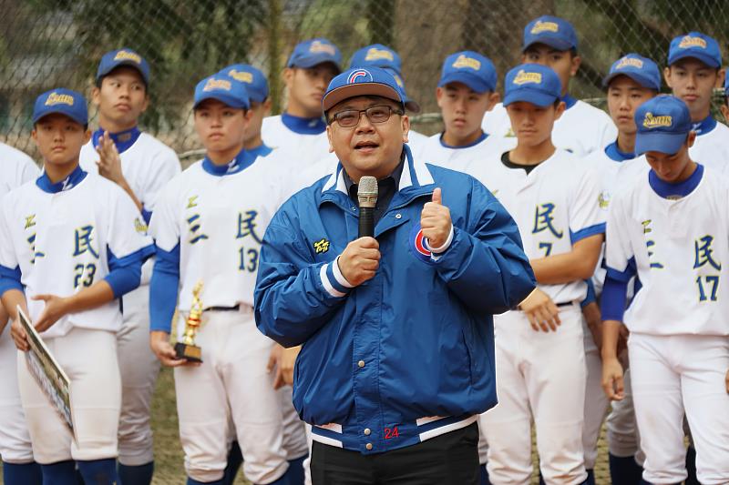 主辦單位校長郭鐘達教授於閉幕典禮嘉許所有選手出色的表現