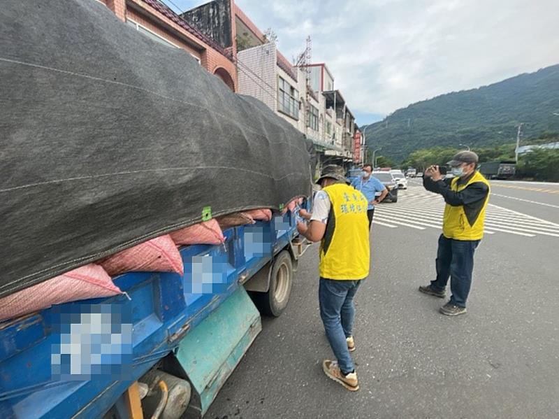 臺東縣環保局24小時多管道受理公害污染陳情 快速查處及取締違規 守護好環境