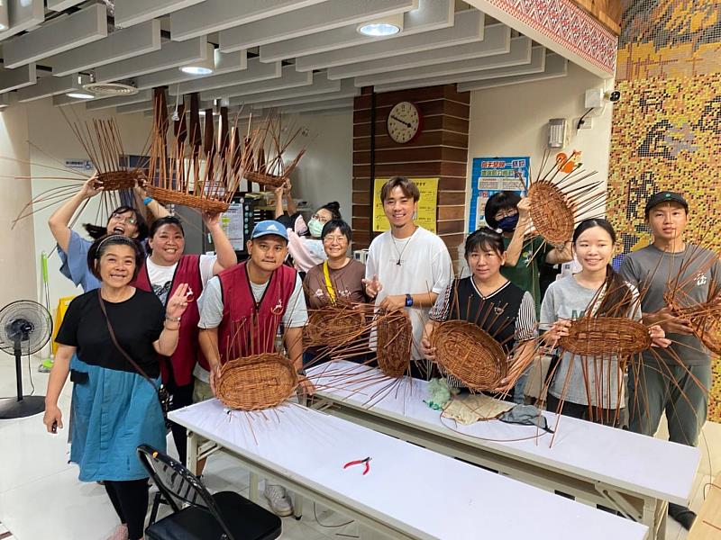 南投縣魚池鄉邵族文化發展協會提出「邵族傳統知識體系與文化詮釋權之建構與推廣計畫」,並舉辦技藝工作坊藉以推廣邵族文化。