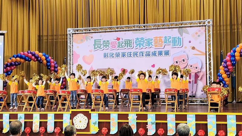 圖說二、田中鎮立幼兒園為成果展帶來精彩開場演出