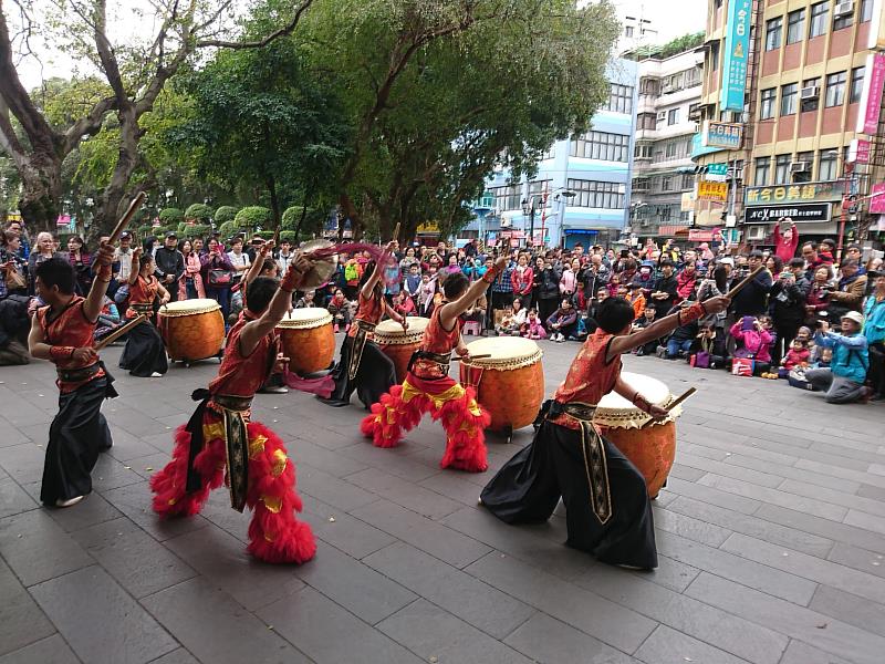 板橋林家花園大年初二即開園，邀請民眾入園走春，欣賞表演及體驗年節氣氛!