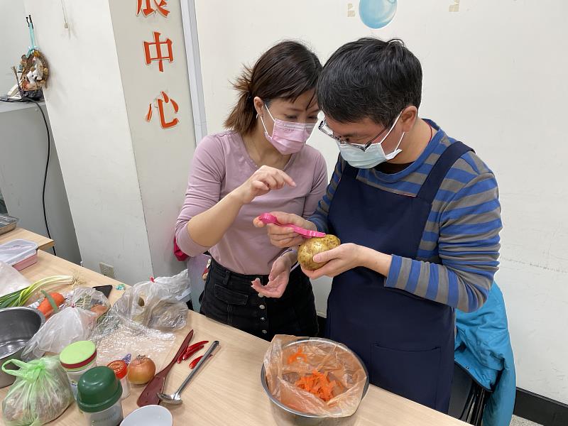 經轉介，官大洲來到伊甸基金會接受生活重建服務