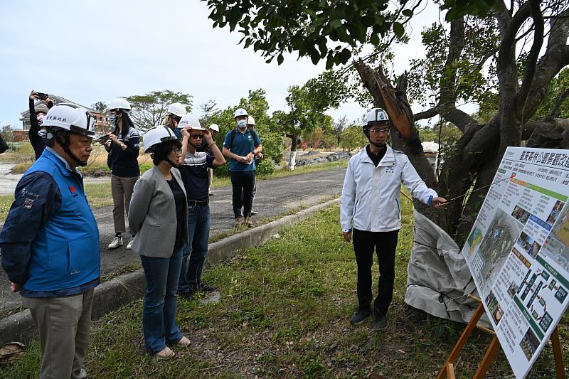 臺東森林公園工程遇黑面琵鷺造訪 饒慶鈴頒發全國首筆生態檢核通報獎勵金