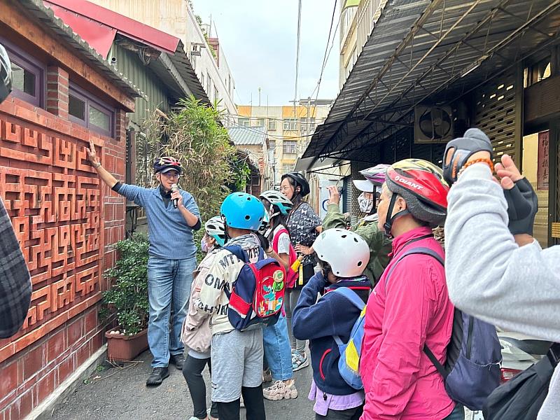 「朴通市集」燈花祭登場 80家特色品牌齊聚朴子迎新春-5