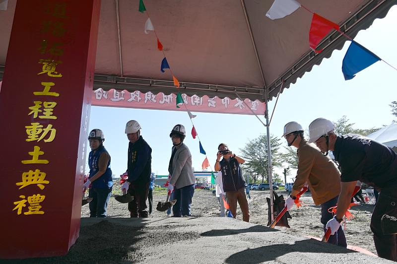 臺東市雲南路瓶頸路段拓寬工程今開工 預計10月底完工 臺東縣長饒慶鈴：提升道路品質及地方交通