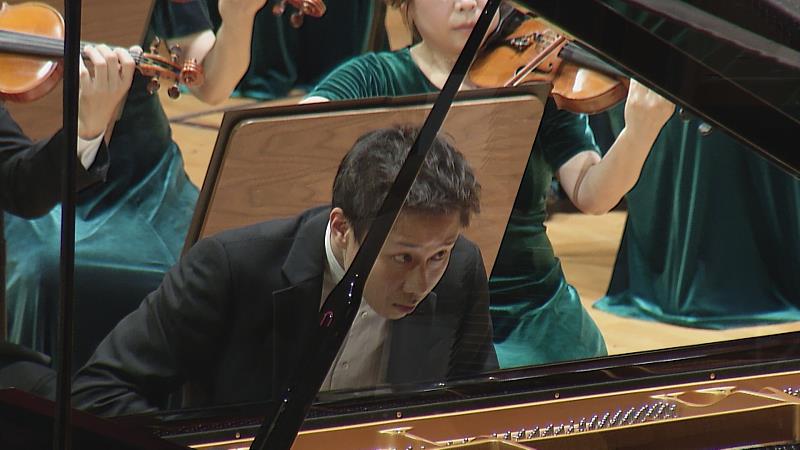鋼琴家林易受ESO邀請於2023年5月4日於國家音樂廳合作演出貝多芬第三號鋼琴協奏曲