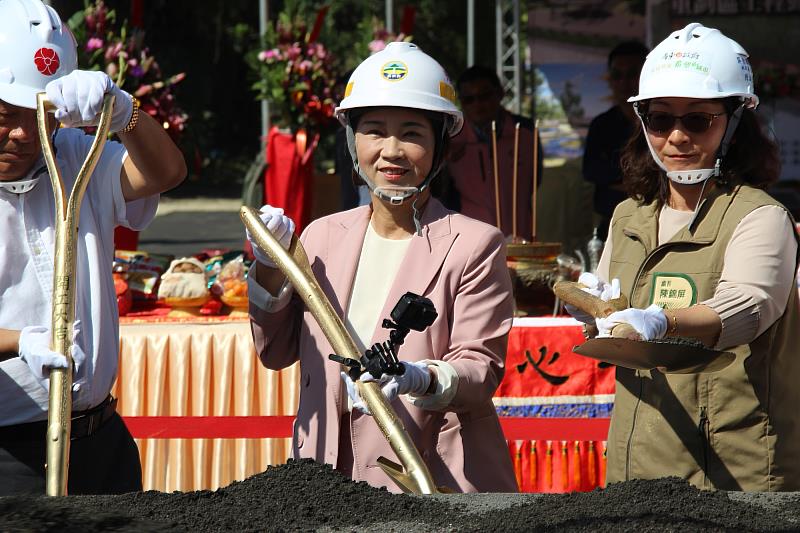 周縣長出席屏東市和生市地重劃區動土典禮。