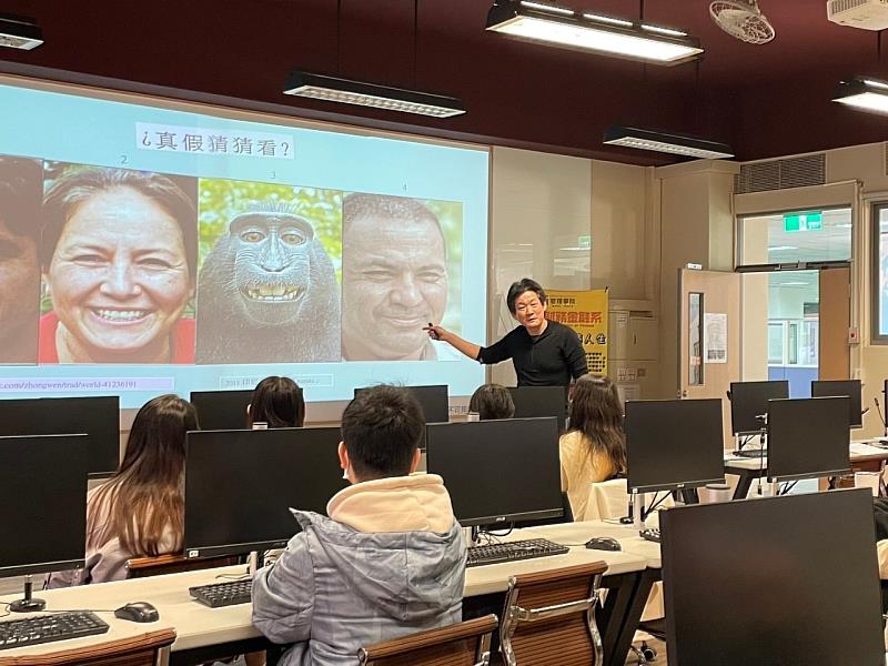 2024中國科大「金融科技營」，中國科大財金系王立德老師展示人工智慧的技術。(圖／中國科大提供)