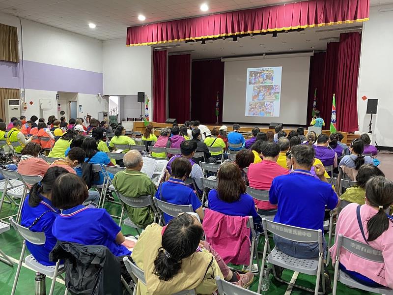 高雄市救國團精實義工服務知能 領導幹部職前工作講習暨團務會報