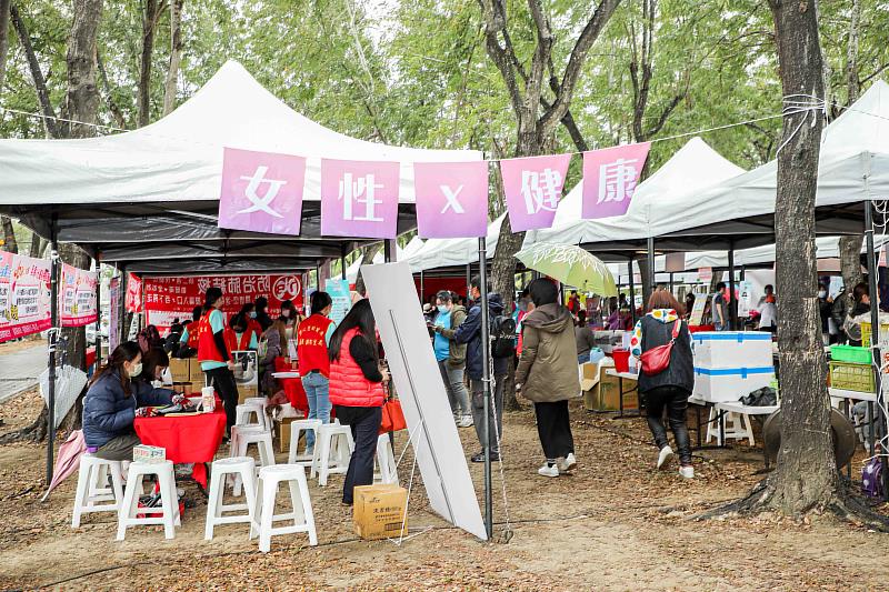 「Q Women Q我們」市集暨草地野餐熱鬧舉行嘉義縣政府歡慶113年婦女節-2