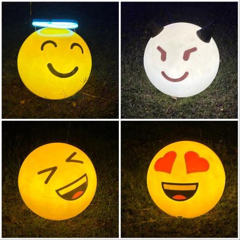 台灣燈會綠能燈區有表情包emoji花燈 引起網友熱議。